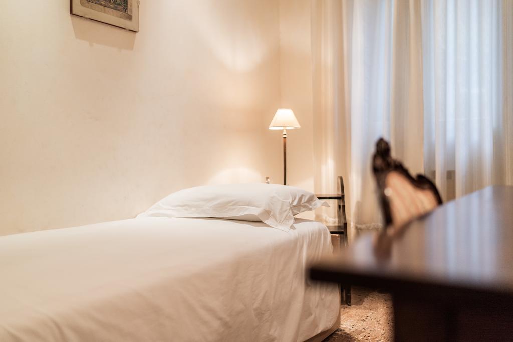 Apartament Accademia Terrazza Wenecja Zewnętrze zdjęcie