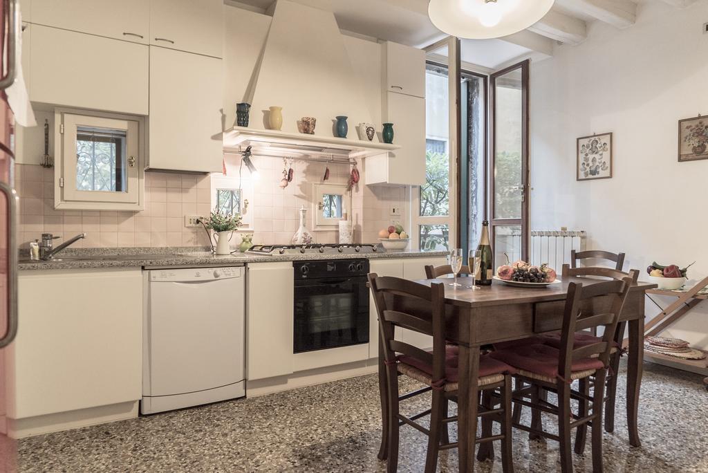Apartament Accademia Terrazza Wenecja Zewnętrze zdjęcie
